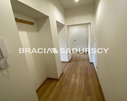 Na sprzedaż: nowe mieszkanie 43 m&sup2; ze 104 m 2  poddaszem do adaptacji - Kalwaria Zebrzydowska  

   Nowoczesne 2-pokojowe