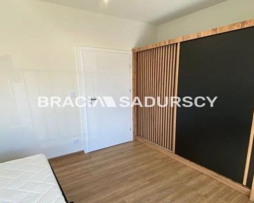 Na sprzedaż: nowe mieszkanie 43 m&sup2; ze 104 m 2  poddaszem do adaptacji - Kalwaria Zebrzydowska  

   Nowoczesne 2-pokojowe