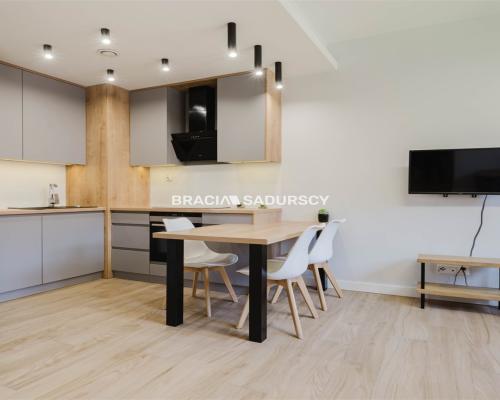 M-2 POK.|33M|RAKOWICKA|INWESTYCJA |BALKON |ZIELONO