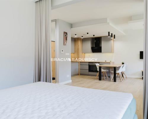 M-2 POK.|33M|RAKOWICKA|INWESTYCJA |BALKON |ZIELONO