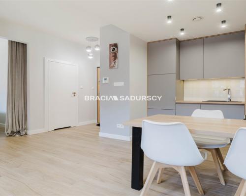 M-2 POK.|33M|RAKOWICKA|INWESTYCJA |BALKON |ZIELONO