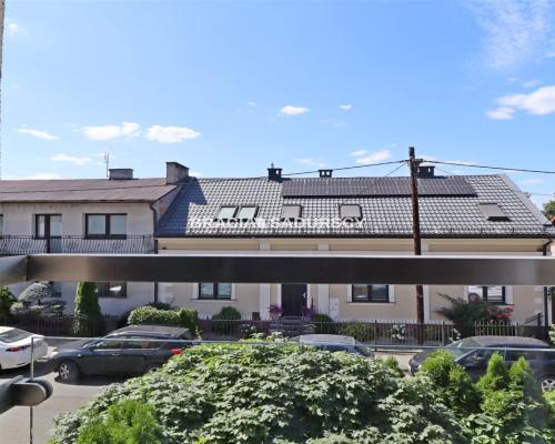 Przestronne 3-pokojowe mieszkanie z loggią oraz dwustanowiskowym miejscem parkingowym w podziemnym garażu, zlokalizowane w Star