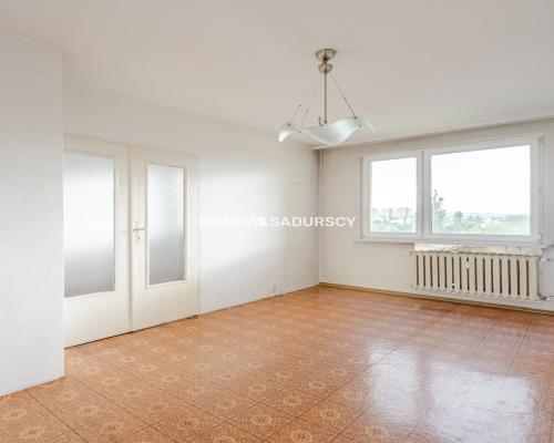 M-3 POK, 4 PIĘTRO BALKON UL. GOŁAŚKA DO REMONTU