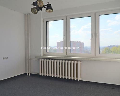 Przestronne 3-pokojowe mieszkanie na osiedlu Kościuszkowskim - Bieńczyce, Krak&oacute;w     

      

 Do sprzedaży oferujemy r