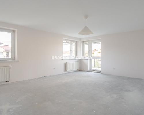 3 pok mieszkanie z 2 balkonami