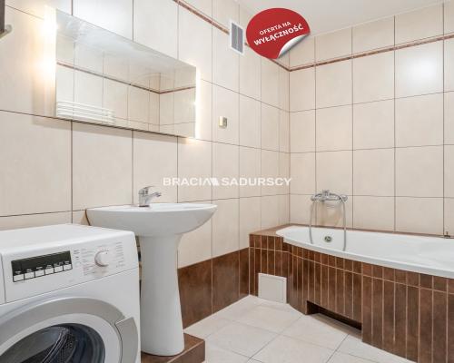 3 pok mieszkanie z 2 balkonami