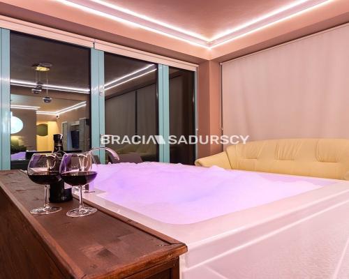 Jacuzzi, 45m2, ogródek Michałowice