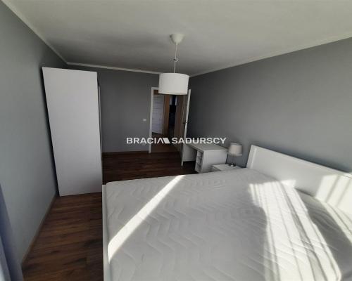 Komfortowe mieszkanie 52m2  osobna kuchnia Ruczaj