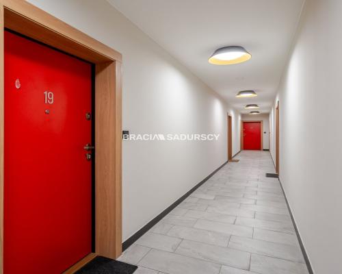 Wygodne nowoczesne mieszkanie 2 pokojowe.