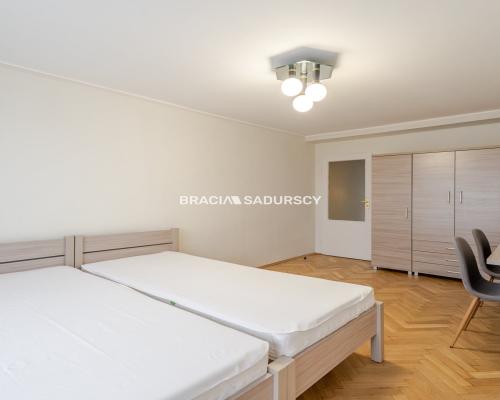 M-2 POK 50 M2 BALKON BLISKO AGH UJ WSZIB UKEN URK