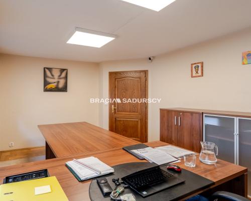 3 pok Modrzejewskiej, Krowodrza