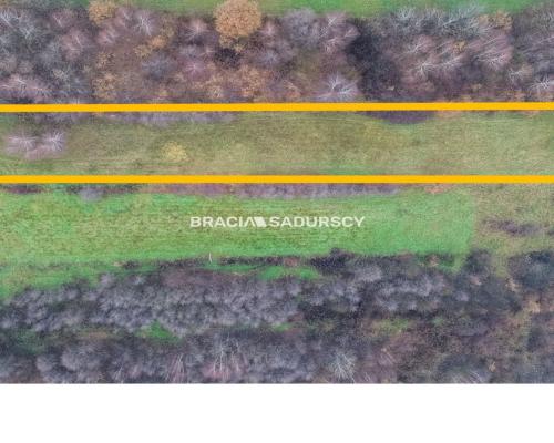 PODSTOLICE - GMINA WIELICZKA   
 
Oferujemy do sprzedaży przepięknie położoną , na terenie pełnym zieleni działkę o powierzchni