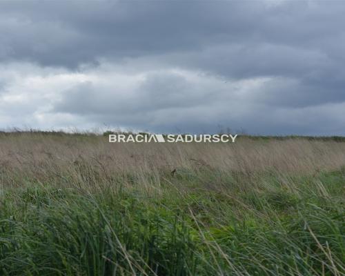 Działka w całości budowlana o pow.: 1313 m2