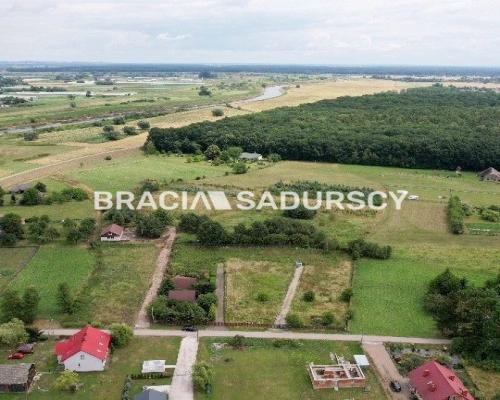 Działka budowlana w sielskim zakątku !