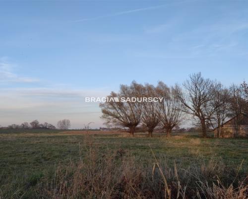 Działka budowlano-rolna o pow. 1900 m2