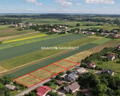 Działki budwlane o pow.  900 m2 w Jerzmanowich