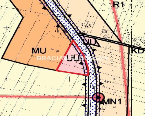 Działka usługowa przy drodze wojewódzkiej nr 794