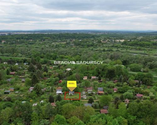 Działka w ROD &bdquo;Wiślana Dolina&rdquo; - ul. Rybna, Przegorzały   
W pobliżu: ZOO, Park Decjusza, Las Wolski, Kopiec Kościu