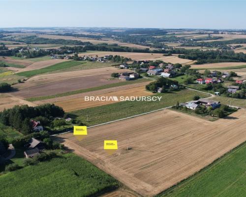 Na sprzedaż działka budowlana 14 a - Lesieniec / Sieciechowice, gmina Iwanowice  

 Do sprzedania działka budowlana o powierzch