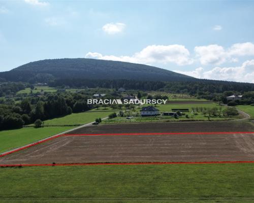 DZIAŁKA BUDOWLANA SZYK 60 ARÓW PŁASKA PROSTOKĄT