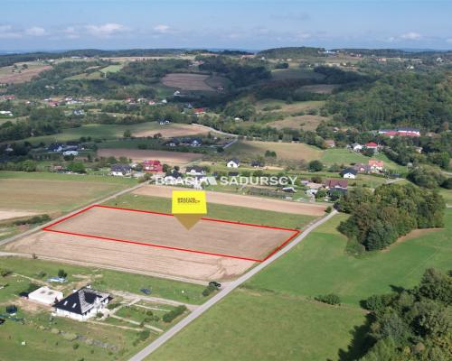 DZIAŁKA BUDOWLANA SZYK 60 ARÓW PŁASKA PROSTOKĄT