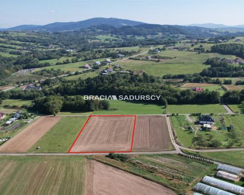 DZIAŁKA BUDOWLANA SZYK 60 ARÓW PŁASKA PROSTOKĄT