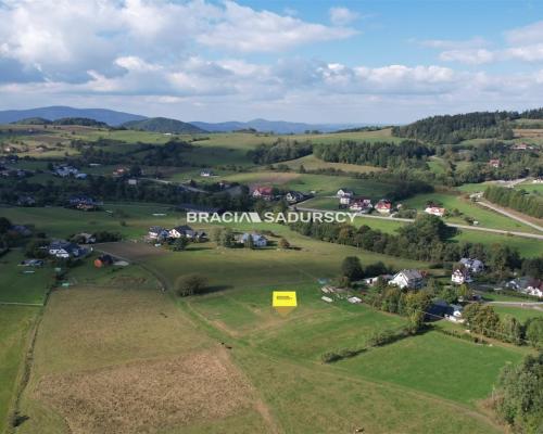 DZIAŁKA BUDOWLANA 22 ARA UZBROJONA POD DOM DOBRA