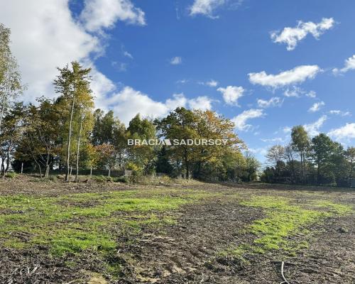 Atrakcyjna działka budowlana Włosań gm. MOGILANY