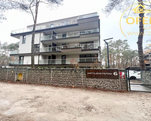 Park sosnowy 135,41m2 trzy Tarasy