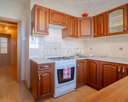 Na sprzedaż mieszkanie w Tarnowie przy ul. Lwowskiej - 2 pokoje, balkon, duża piwnica  

 Mam przyjemność zaprezentować ofertę