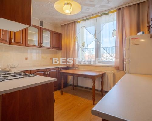 Na sprzedaż mieszkanie w Tarnowie przy ul. Lwowskiej - 2 pokoje, balkon, duża piwnica  

 Mam przyjemność zaprezentować ofertę