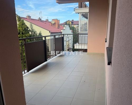 Do wynajęcia  mieszkanie o powierzchni 41 m2 położone przy ul. Piotra Skargi. Nieruchomość zlokalizowana na drugim  piętrze. Sk