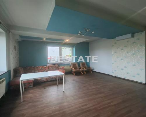 Mieszkanie bezczynszowe, parter