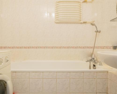2 pokoje z balkonem 48m2