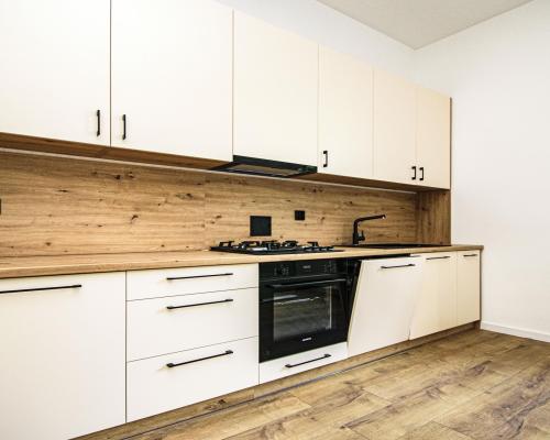 2 POKOJE/ 55M2/ PARTER/ CENTRUM