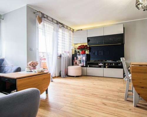 Przytulne mieszkanie na Os. Młodych/ 3 pokoje