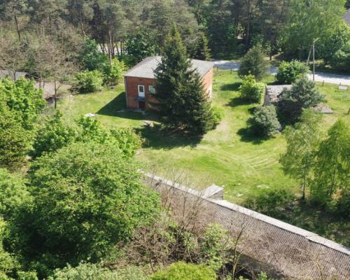 Dom na dużej działce w Chotczy pow. lipski.