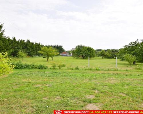 Działka dla inwestora w świetnej lokalizacji.
