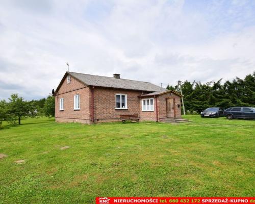 Działka dla inwestora w świetnej lokalizacji.