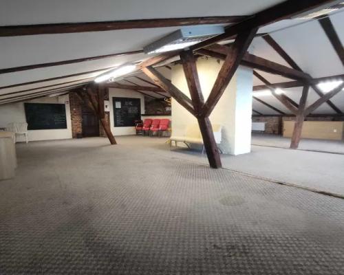 Lokal biurowo-usługowy, 81 m², centrum