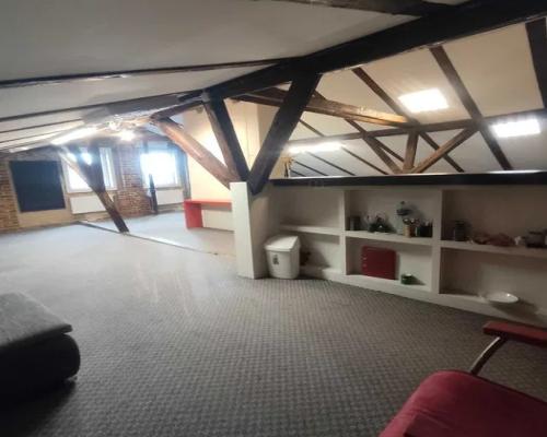 Lokal biurowo-usługowy, 81 m², centrum