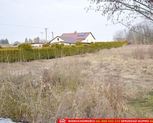 Działka budowlana (WZ) wszystkie media.