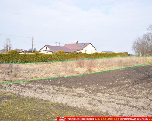 Działka budowlana (WZ) wszystkie media.
