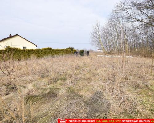 Działka budowlana (WZ) wszystkie media.