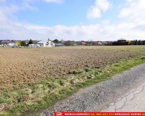 Działka budowlana, media 100 %