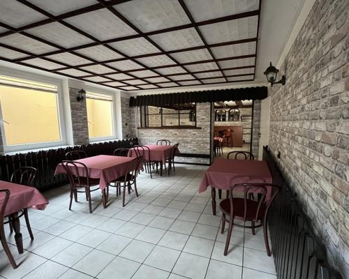 Lokal 75 m2 (wynajem) ul. Kołłątaja w Puławach.