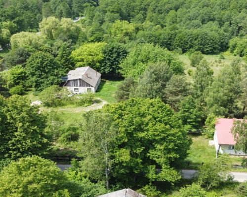 Dwa domy na dużej działce 100 km. od Warszawy.