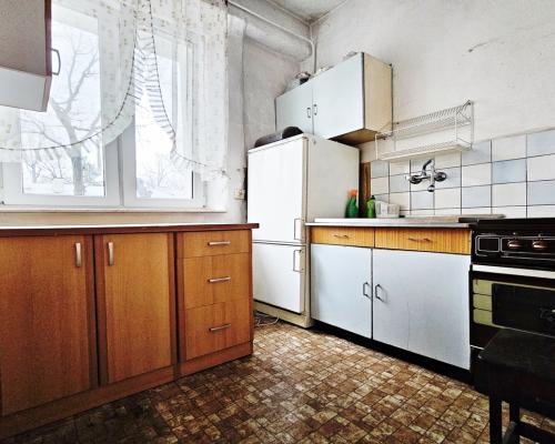 Poniatowa - kawalerka do remontu 32m2