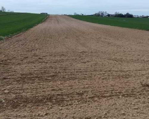 Działka  w bliskiej odległości od Lublina.