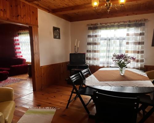 Częstoborowice - Dom z bali z dużą działką